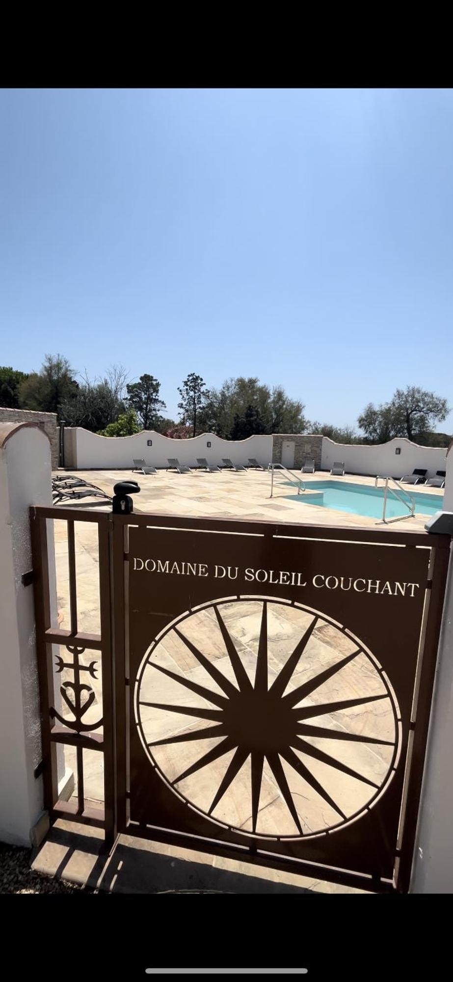 Domaine Du Soleil Couchant سانت ماري دو لا مير المظهر الخارجي الصورة